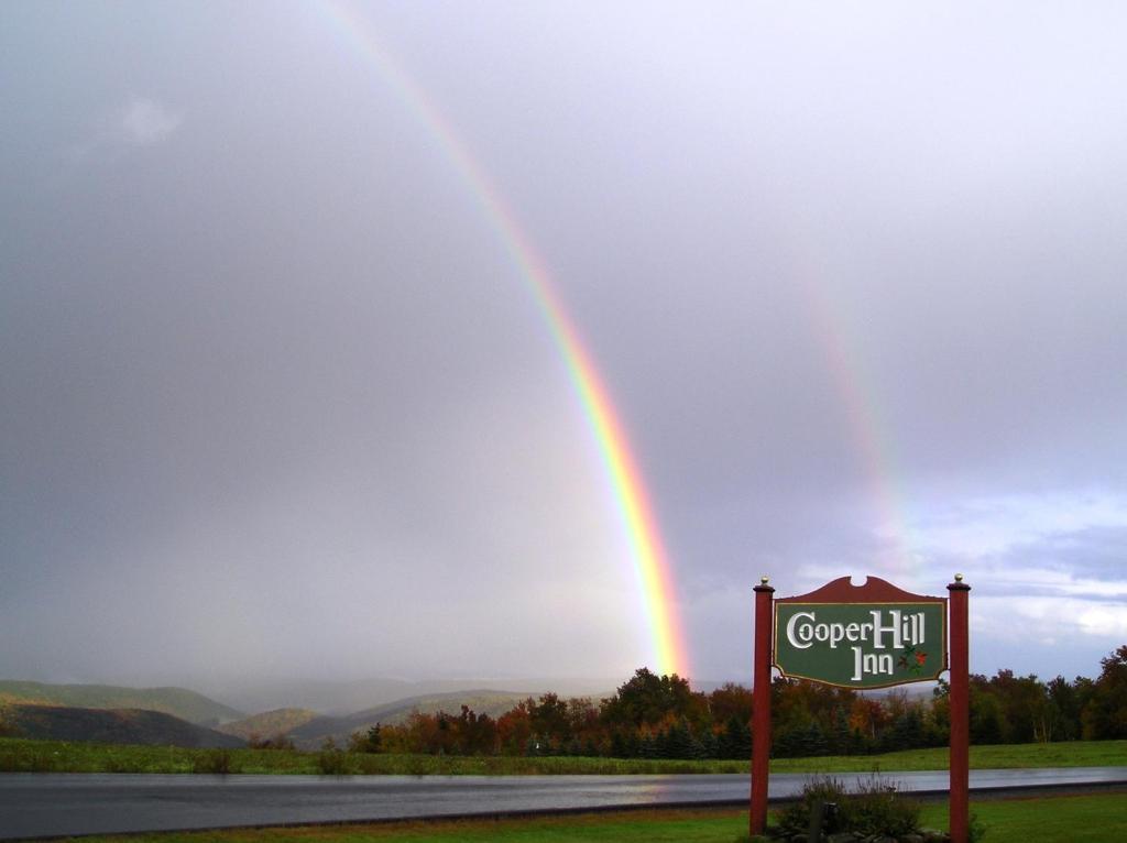 Cooper Hill Inn East Dover Eksteriør billede